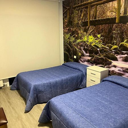Hostal Y Albergue Carpinteiras Rodeiro Ngoại thất bức ảnh